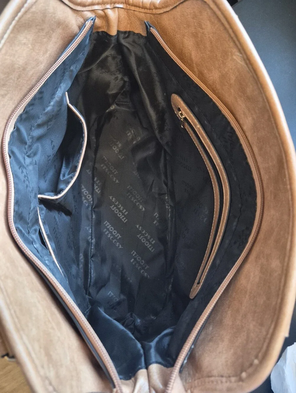 The Unbranded Brand elegant tan